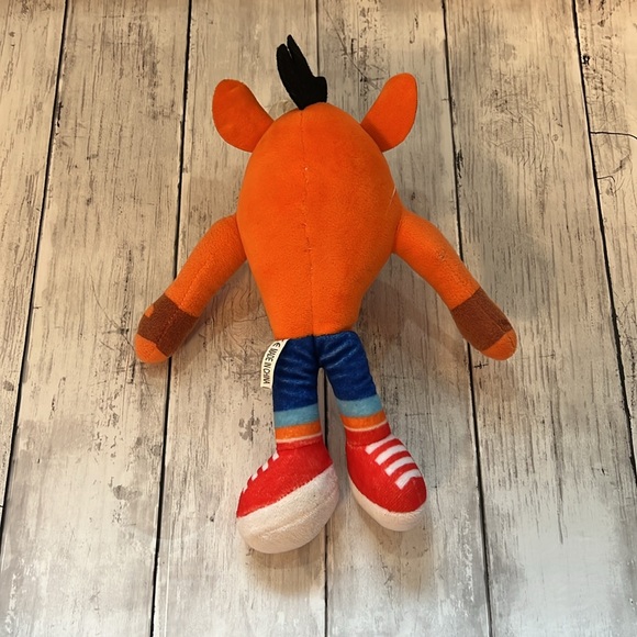 Crash Bandicoot Plush - Picture 3 of 3